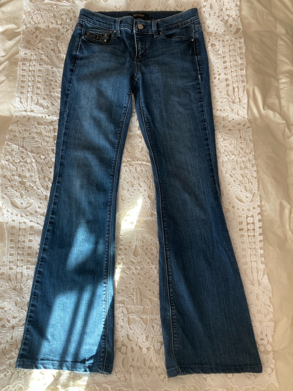 White House Black Market, Mid-Rise Flare Jeans - Size 4 (Measurements in pics)